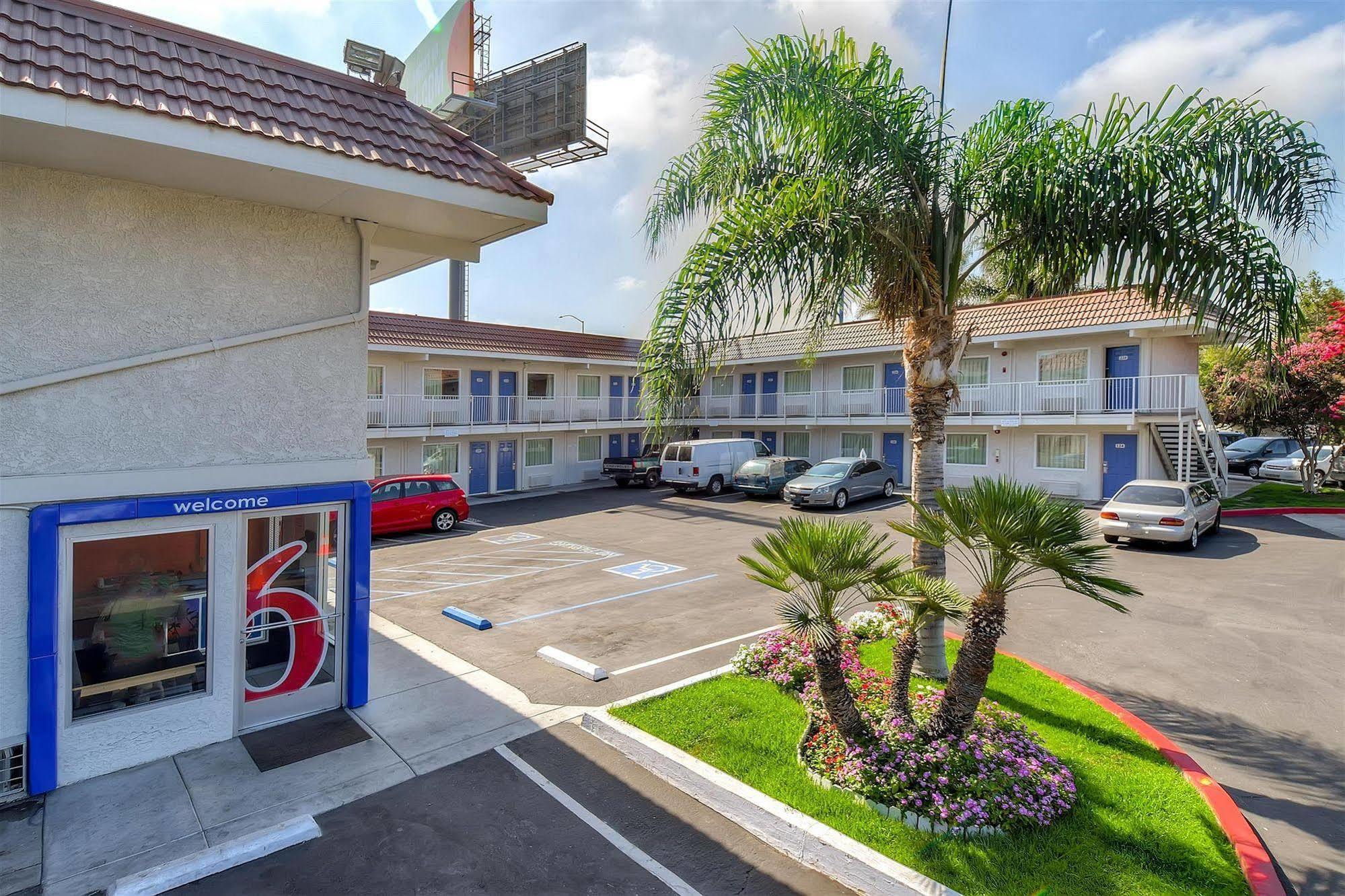 Motel 6-Norwalk, Ca - Los Angeles Dış mekan fotoğraf