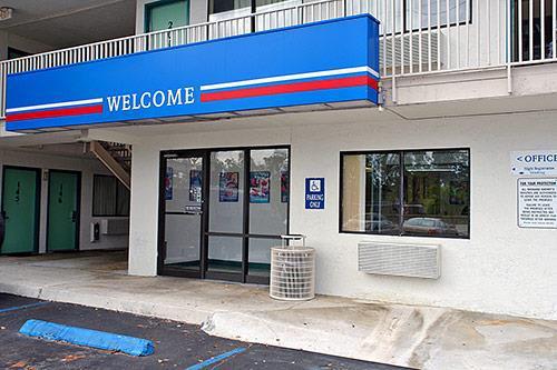 Motel 6-Norwalk, Ca - Los Angeles Dış mekan fotoğraf